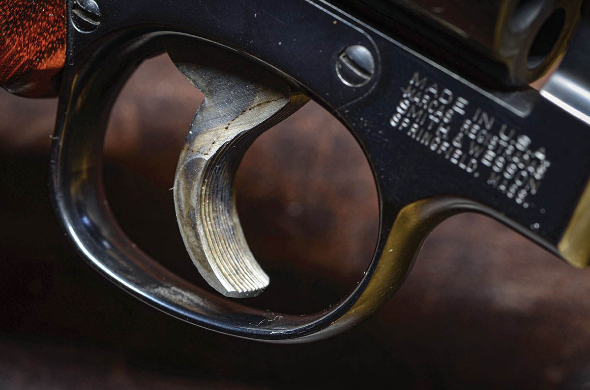 The target models were also given target triggers grooved, .40 inch wide. The four-inch variation had a smooth combat trigger.